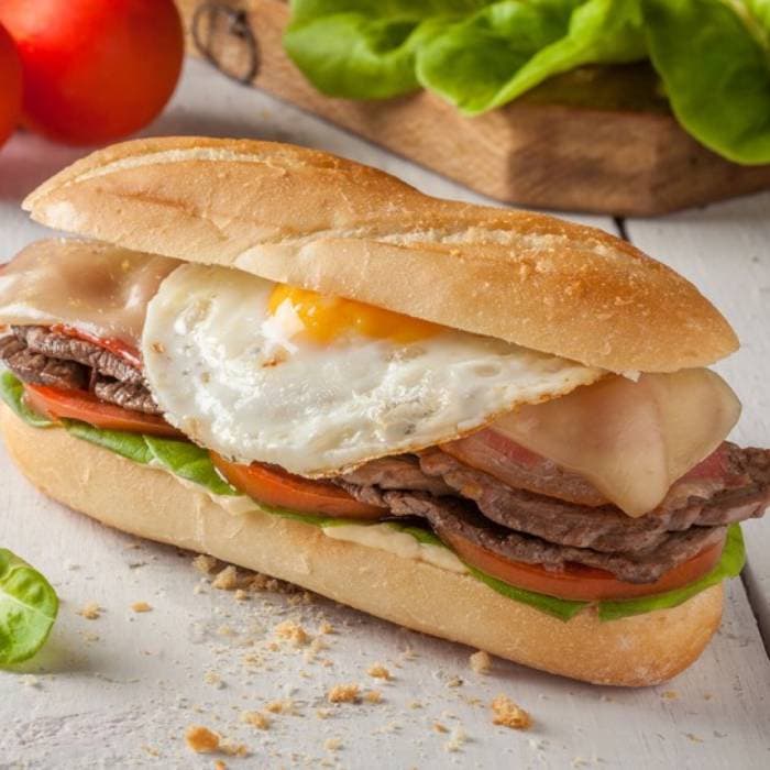 Chivito Uruguayo