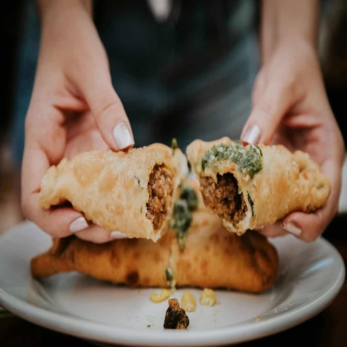 Venezuelan Turnovers (Empanadas de Pabellón)